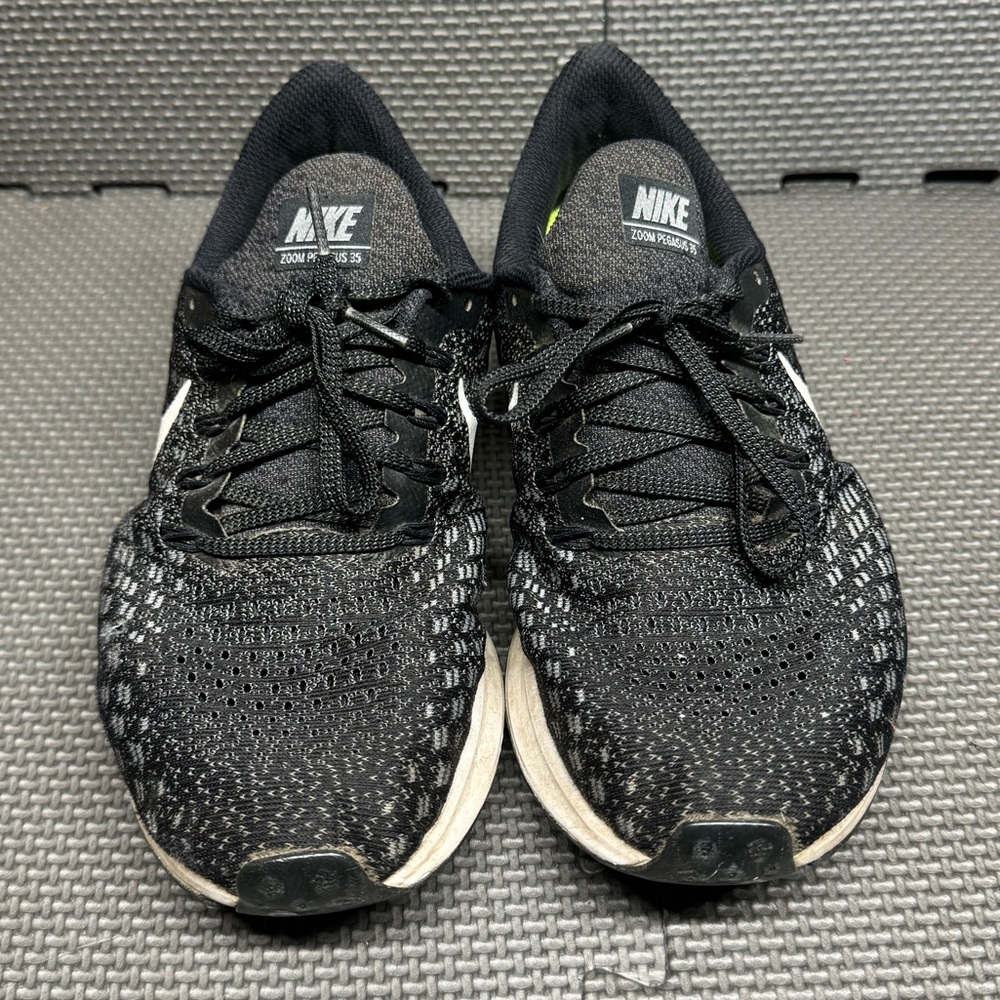Nike Zoom Pegasus 35 Sneakers